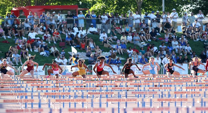 2010 CIF Saturday-085.JPG - 2010 CIF Track and Field Championships, June 4-5, Buchanan High School, Clovis, CA.
